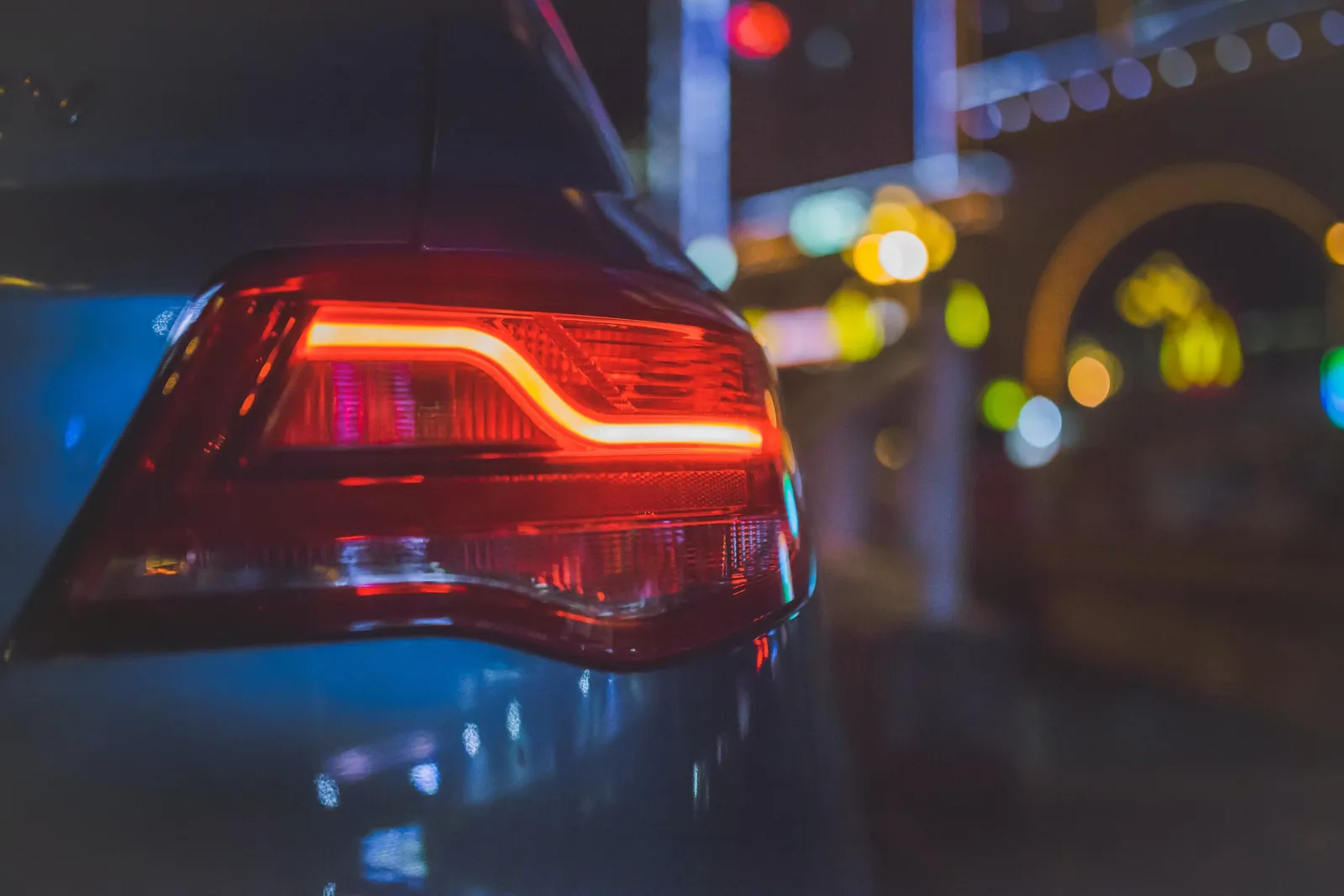 Vehicle lighting and signalling